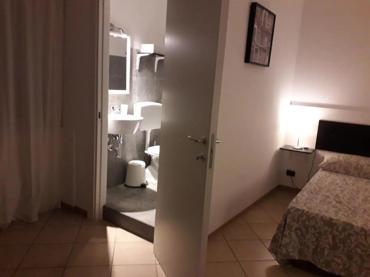 Homestay Fontanarossa Airport Home Catania Italy